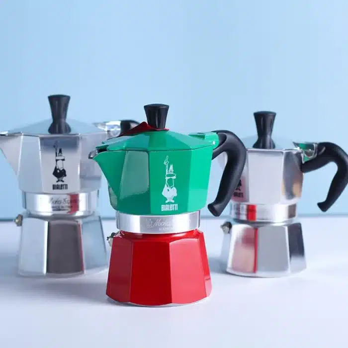 Bialetti – Pot à café Moka en aluminium, percolateur à expresso, poêle à café, forme octogonale classique, outil de café d'extérieur pour la maison 1