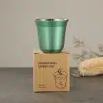 café serré servi dans une petite tasse 5