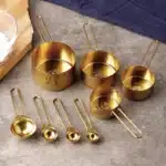 Cuillère doseuse avec clip 1