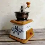 Machine à café à manivelle en céramique 1