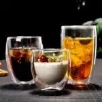 Verre à café isolé 2