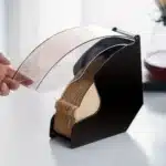Porte-filtre à café à couvercle rabattable 4